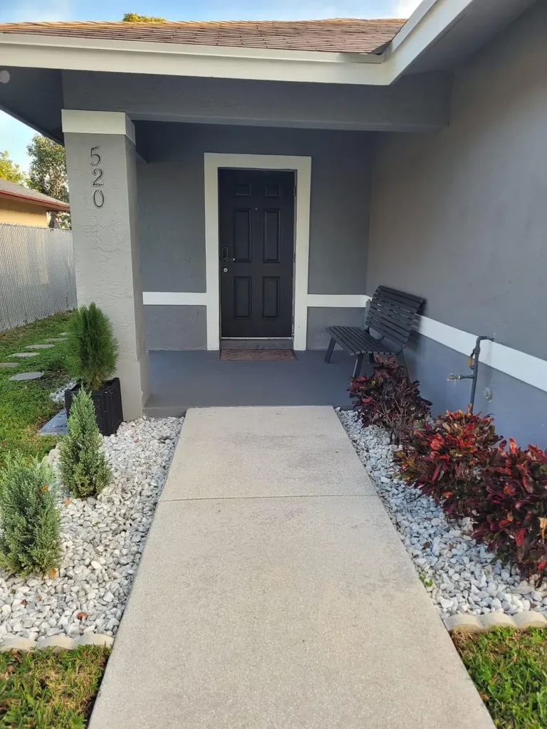 520 N Southridge Road N Delray Beach FL 33444