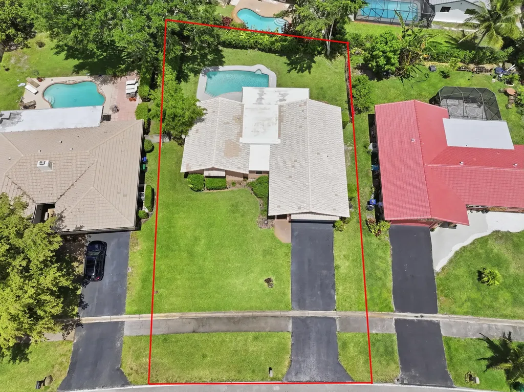 8557 Shadow Wood Boulevard Coral Springs FL 33071