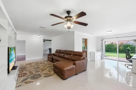 8557 Shadow Wood Boulevard Coral Springs FL 33071
