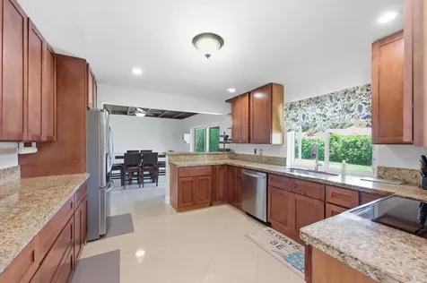 8557 Shadow Wood Boulevard Coral Springs FL 33071