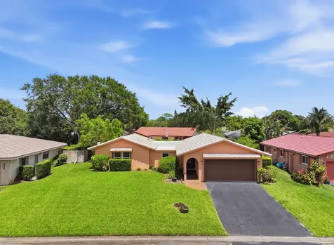 8557 Shadow Wood Boulevard Coral Springs FL 33071
