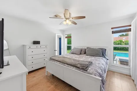 8557 Shadow Wood Boulevard Coral Springs FL 33071