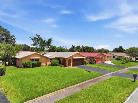8557 Shadow Wood Boulevard Coral Springs FL 33071