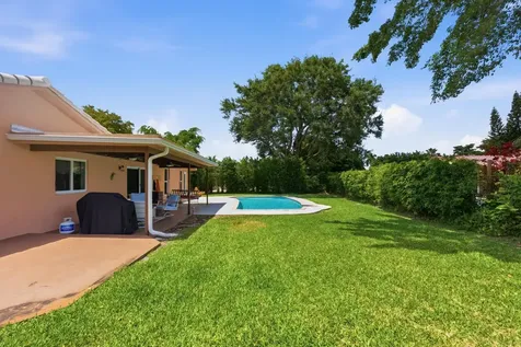 8557 Shadow Wood Boulevard Coral Springs FL 33071