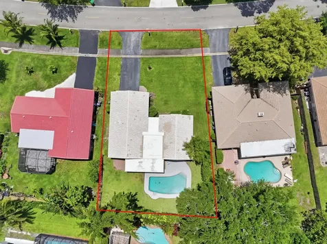 8557 Shadow Wood Boulevard Coral Springs FL 33071