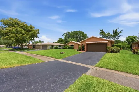 8557 Shadow Wood Boulevard Coral Springs FL 33071