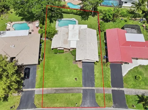 8557 Shadow Wood Boulevard Coral Springs FL 33071