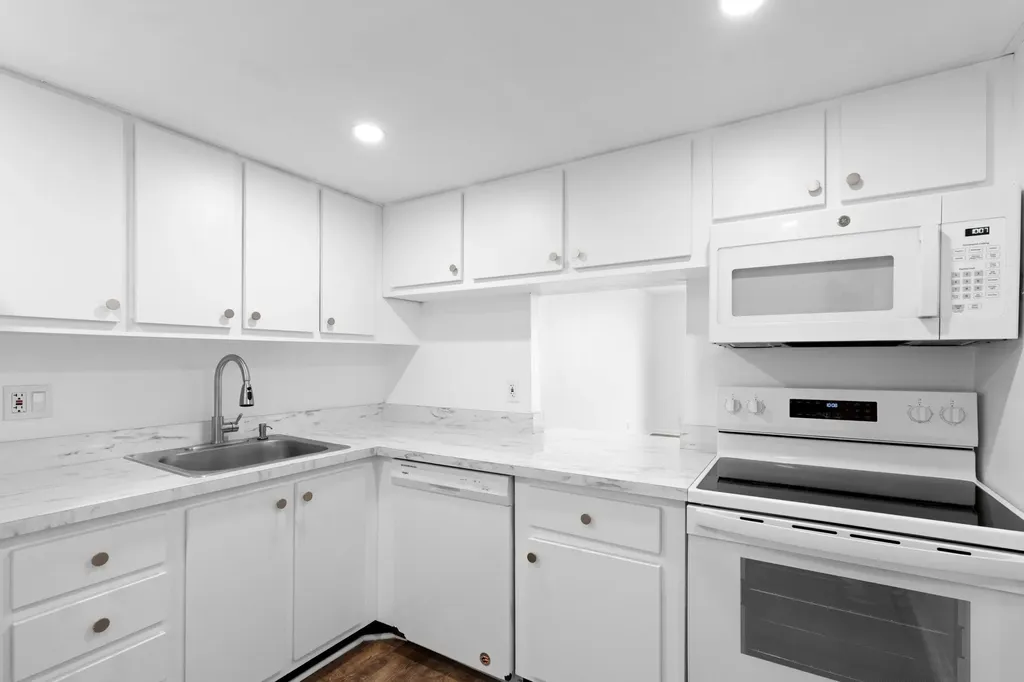 470 Executive Center Drive West Palm Beach FL 33401