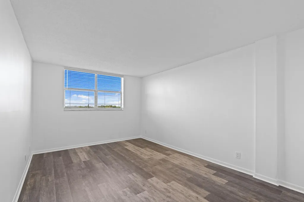 470 Executive Center Drive West Palm Beach FL 33401