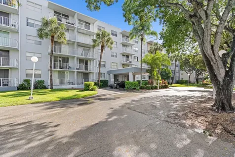 470 Executive Center Drive West Palm Beach FL 33401