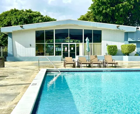 470 Executive Center Drive West Palm Beach FL 33401