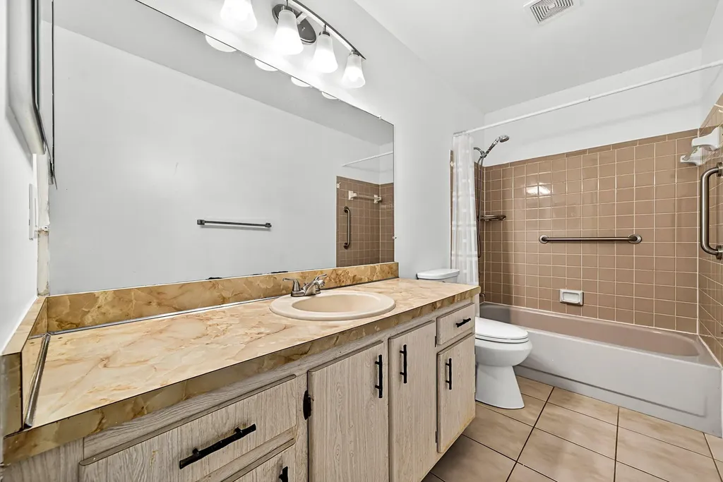 6061 Stanley Lane Delray Beach FL 33484