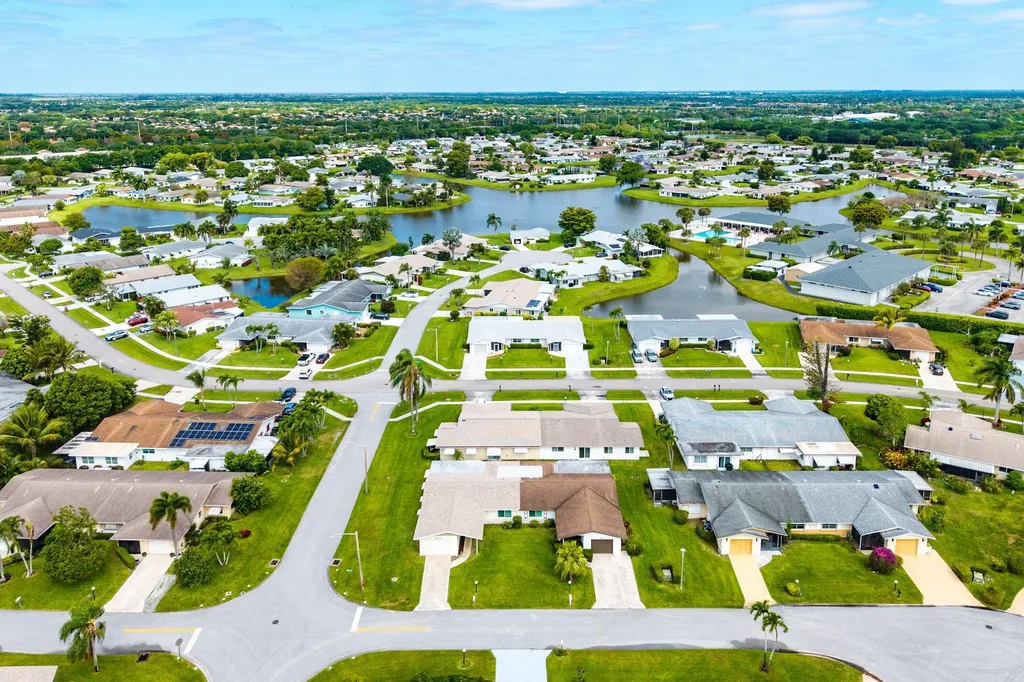 6061 Stanley Lane Delray Beach FL 33484