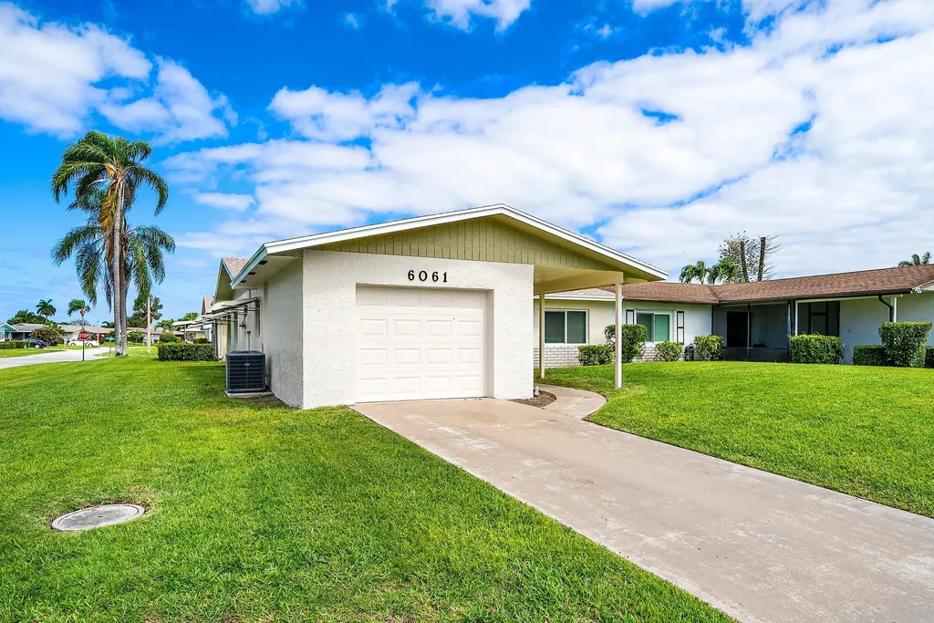 6061 Stanley Lane Delray Beach FL 33484