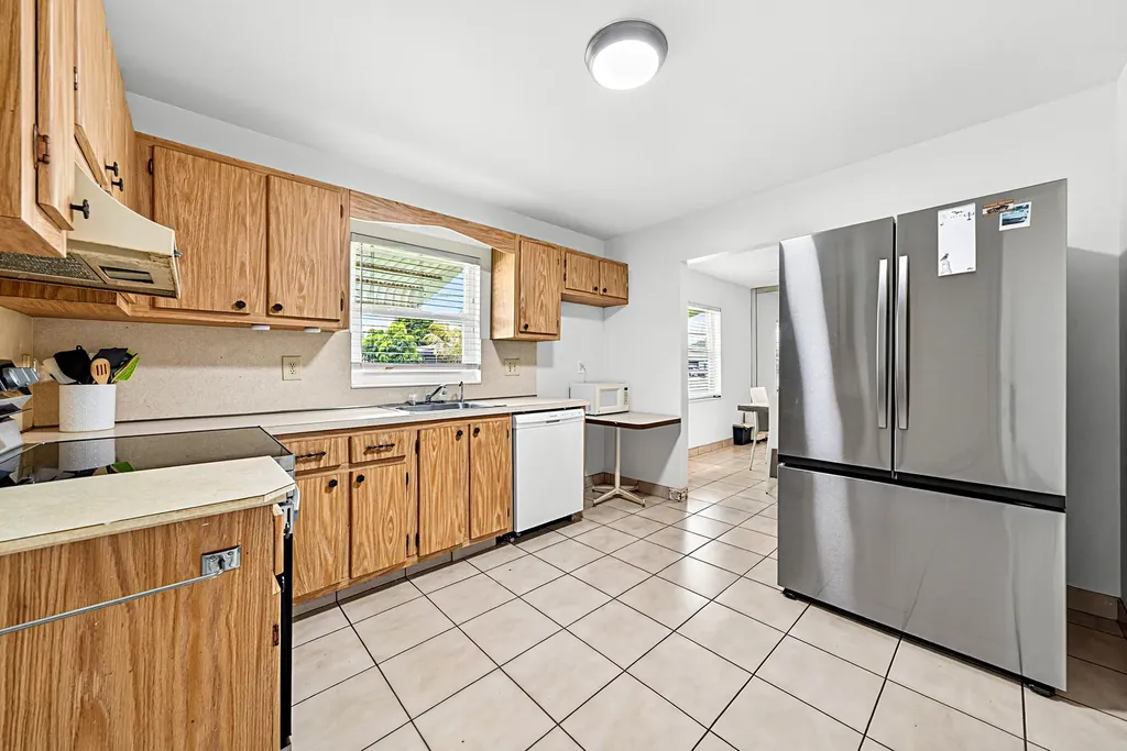 6061 Stanley Lane Delray Beach FL 33484