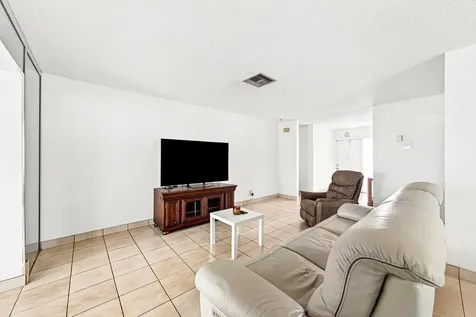 6061 Stanley Lane Delray Beach FL 33484