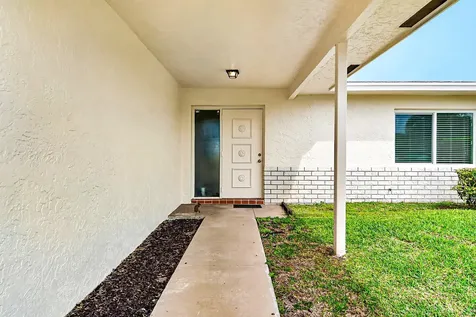 6061 Stanley Lane Delray Beach FL 33484