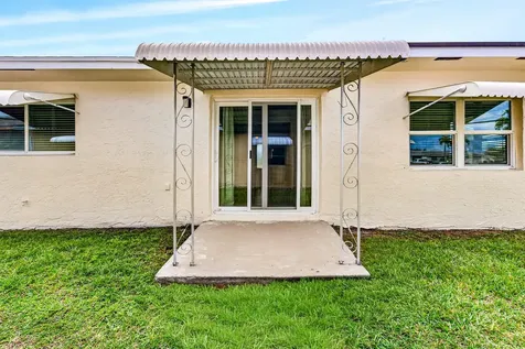 6061 Stanley Lane Delray Beach FL 33484