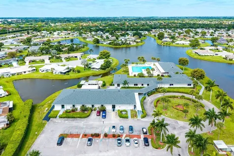 6061 Stanley Lane Delray Beach FL 33484