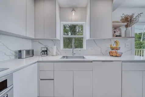 5870 SW 46th Terrace Miami FL 33155