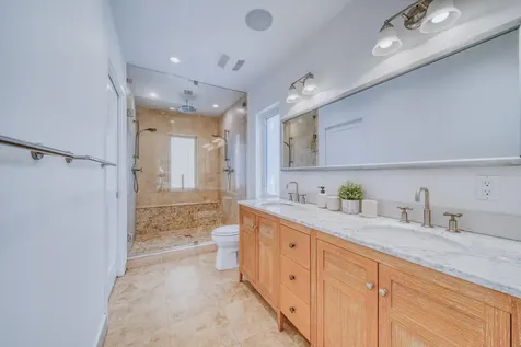 5870 SW 46th Terrace Miami FL 33155