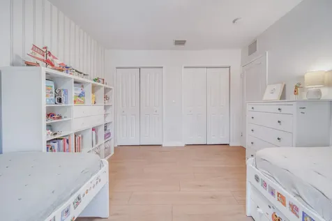5870 SW 46th Terrace Miami FL 33155