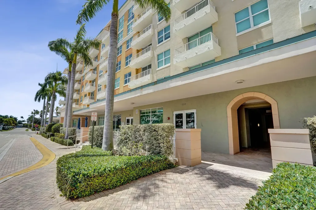 700 E Boynton Beach Boulevard Boynton Beach FL 33435
