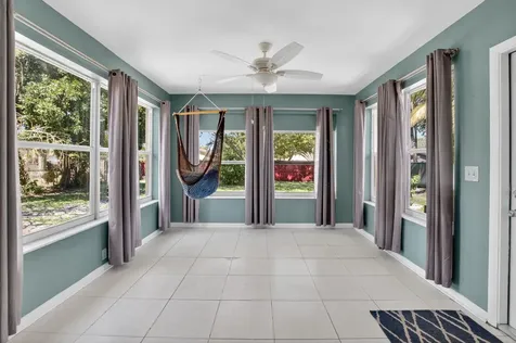 144 NW 9th Avenue Delray Beach FL 33444