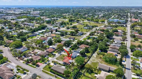 144 NW 9th Avenue Delray Beach FL 33444