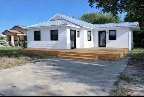 156 Pearl Street Boca Raton FL 33432