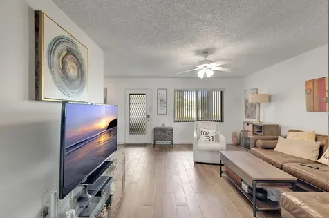 66 Capri B Delray Beach FL 33484