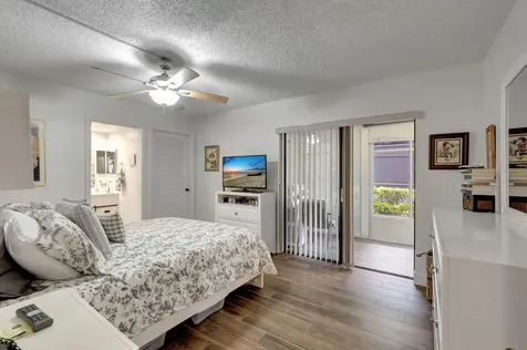 66 Capri B Delray Beach FL 33484