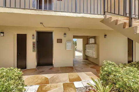 66 Capri B Delray Beach FL 33484