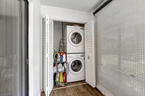66 Capri B Delray Beach FL 33484