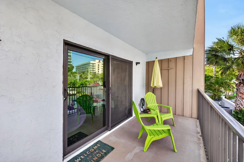 3250 NE 12th Street NE Pompano Beach FL 33062