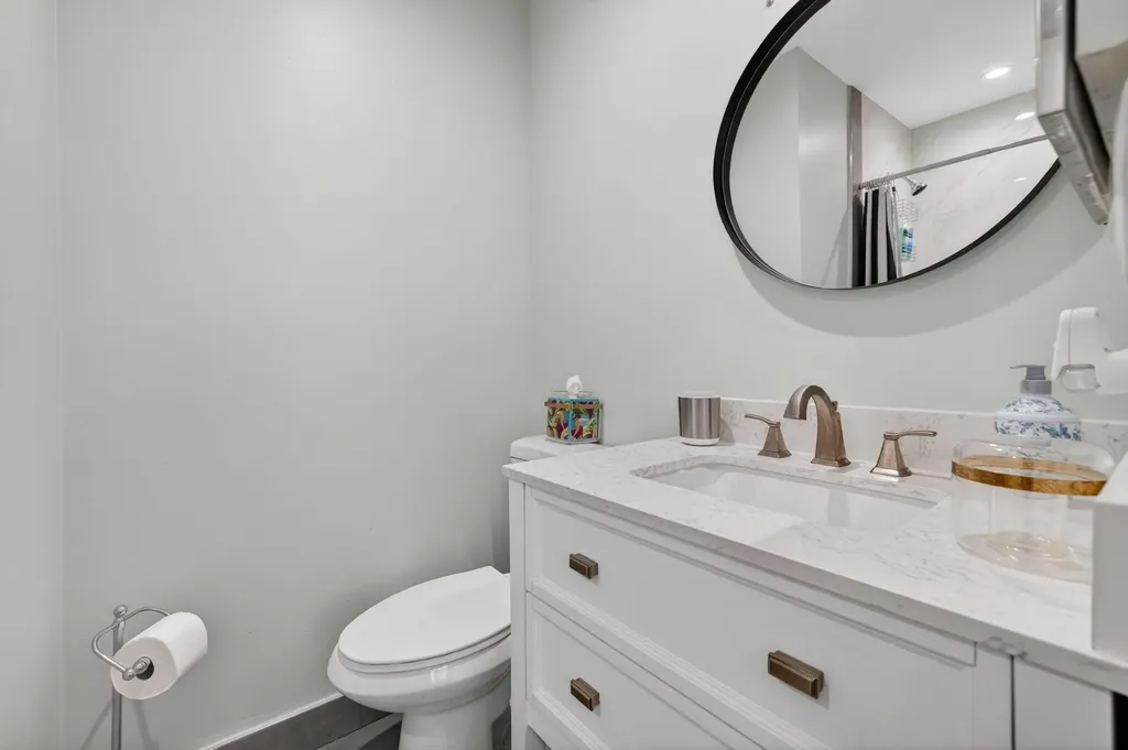 3250 NE 12th Street NE Pompano Beach FL 33062