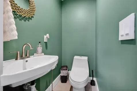 3250 NE 12th Street NE Pompano Beach FL 33062