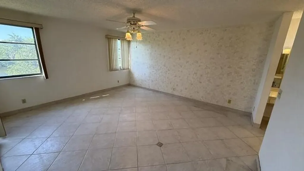 2238 N Cypress Bend Drive Pompano Beach FL 33069