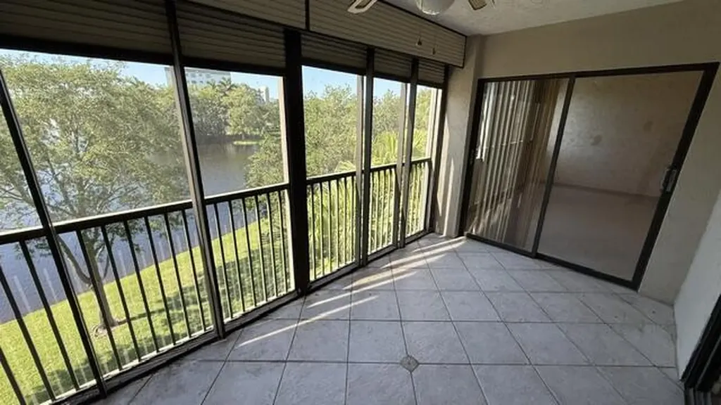 2238 N Cypress Bend Drive Pompano Beach FL 33069