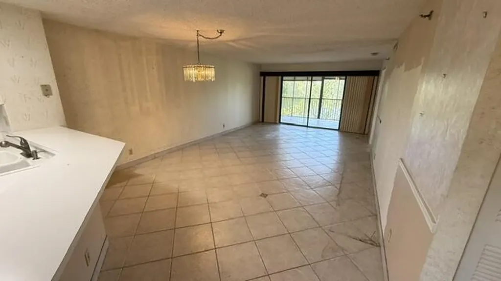 2238 N Cypress Bend Drive Pompano Beach FL 33069