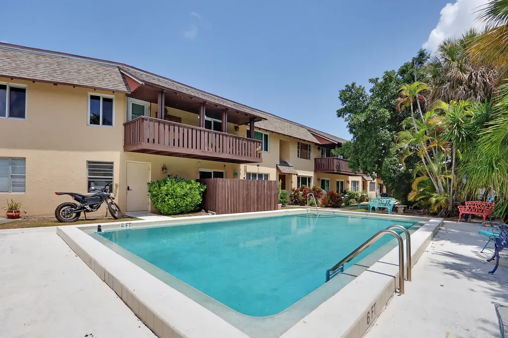 312 Southwind Drive North Palm Beach FL 33408