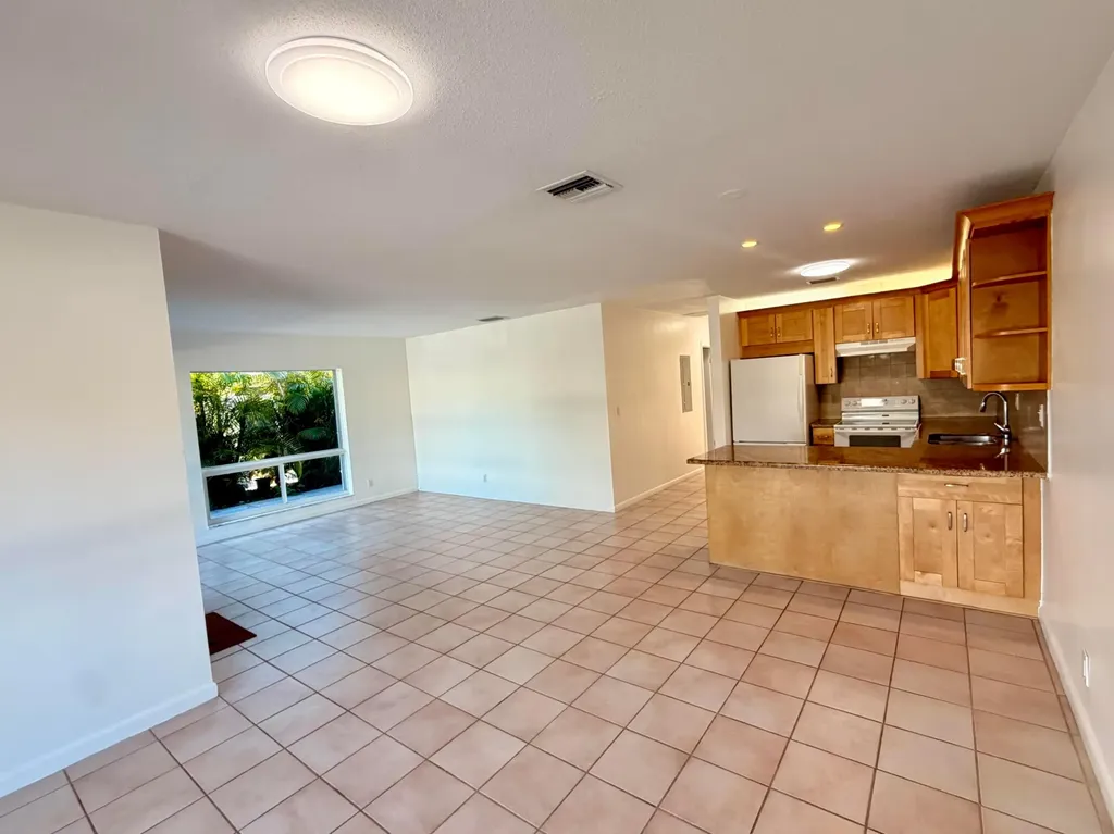 630 NE 19th Avenue Deerfield Beach FL 33441