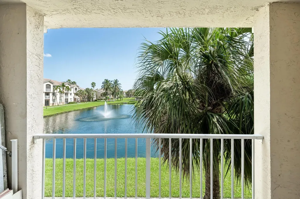 2600 S University Drive Davie FL 33328