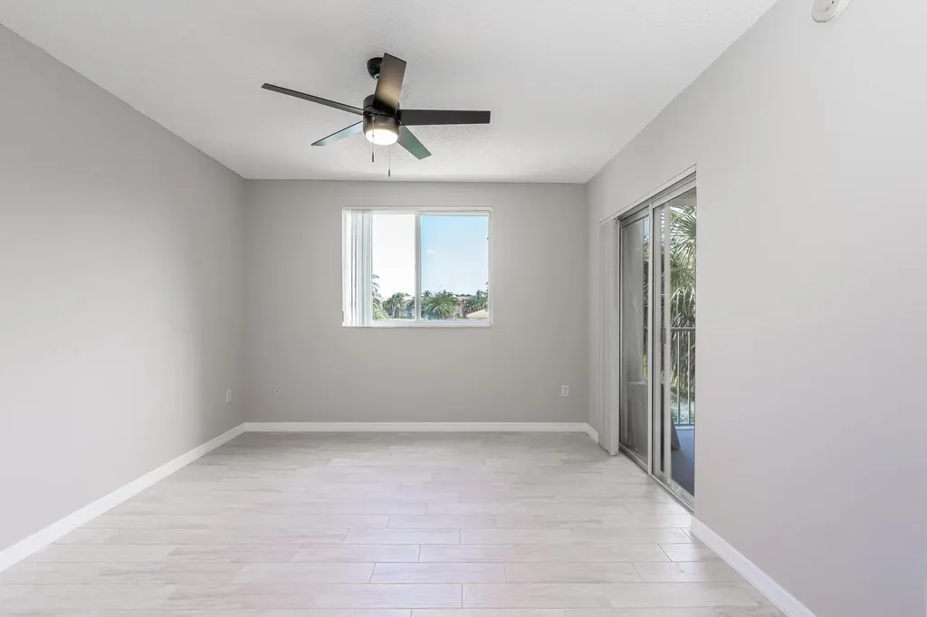 2600 S University Drive Davie FL 33328