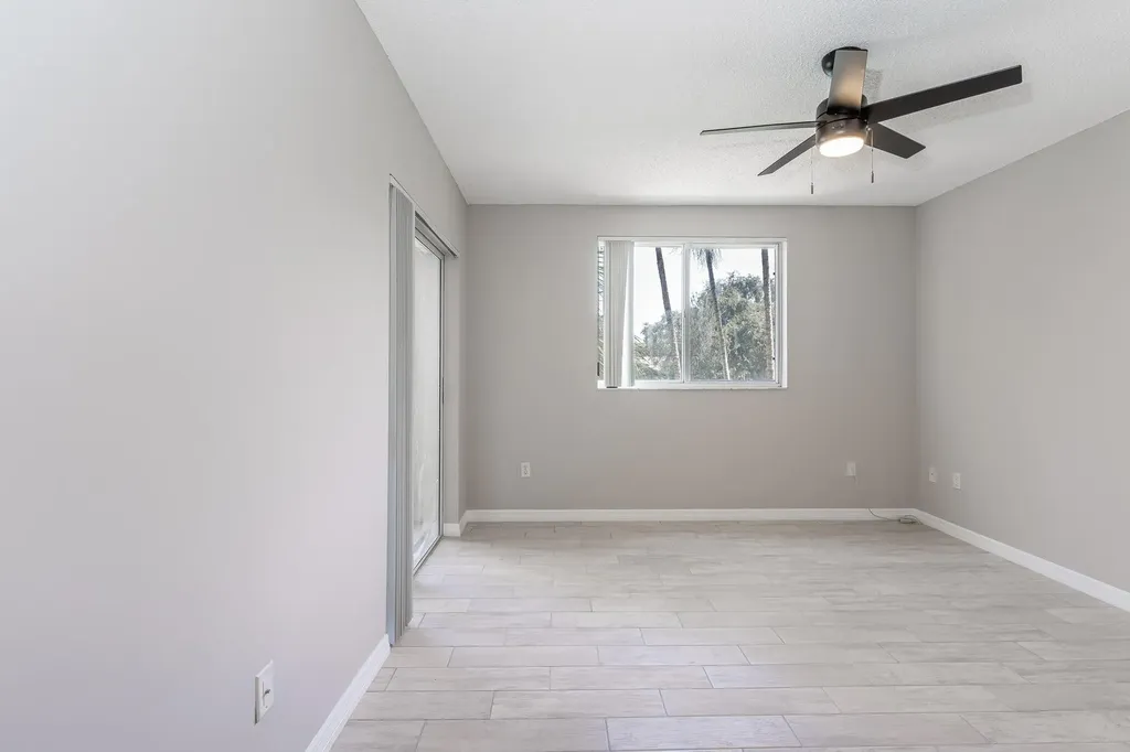 2600 S University Drive Davie FL 33328