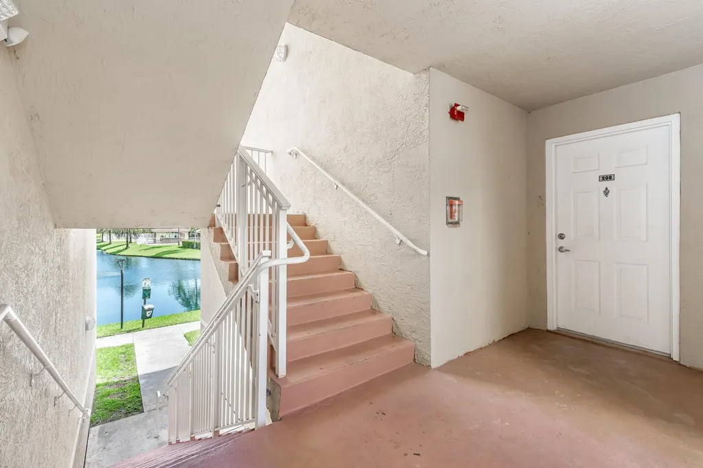 2600 S University Drive Davie FL 33328