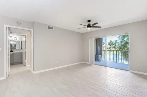 2600 S University Drive Davie FL 33328