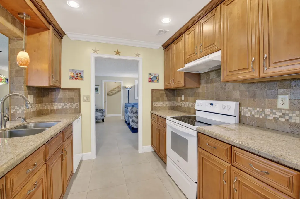 1709 SW 20th Street Boynton Beach FL 33426