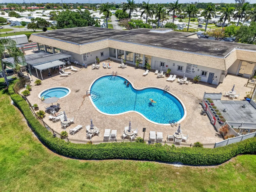 1709 SW 20th Street Boynton Beach FL 33426