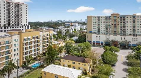975 SW 37th Avenue Miami FL 33135